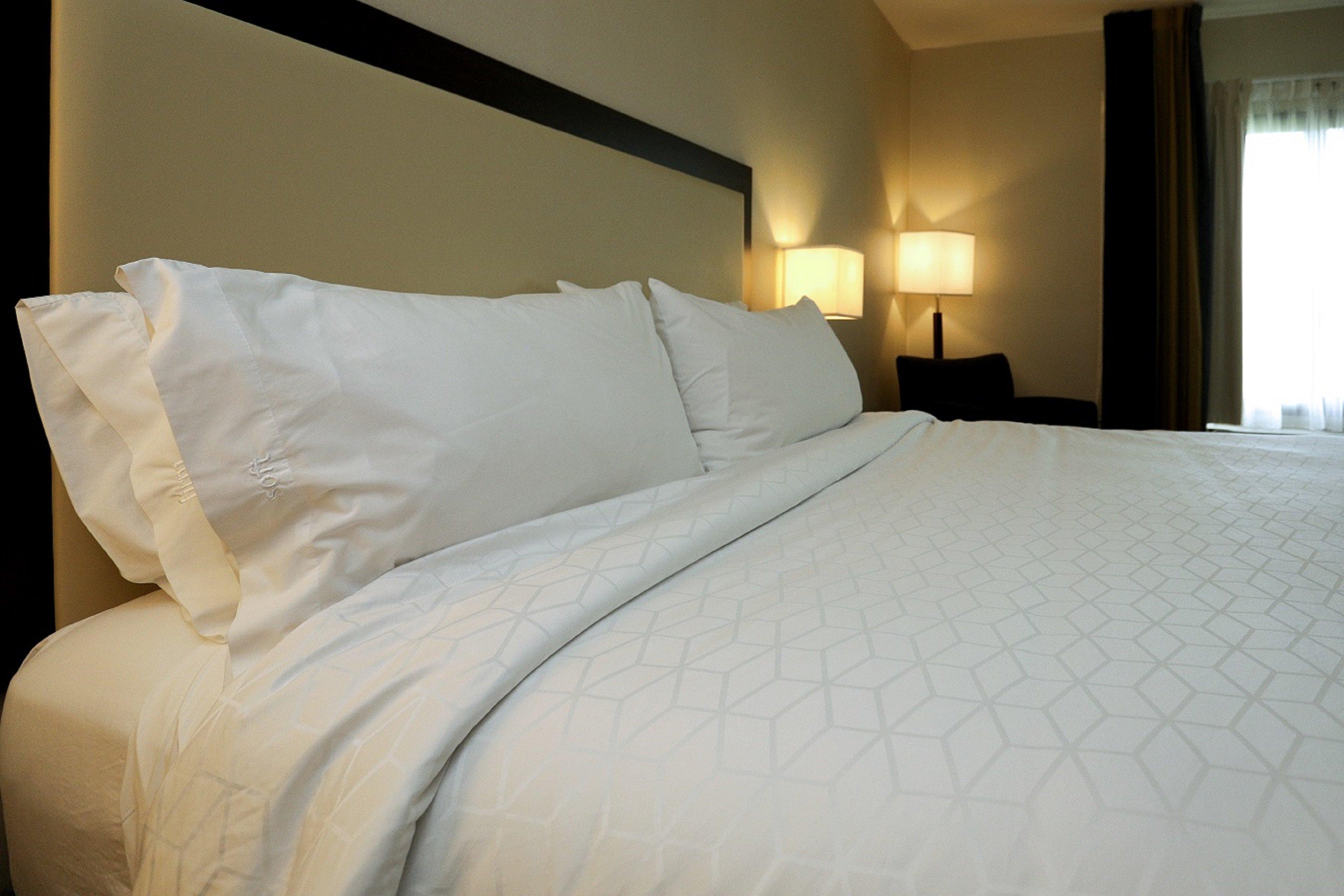 Holiday Inn Express And Suites Batavia By Ihg Esterno foto
