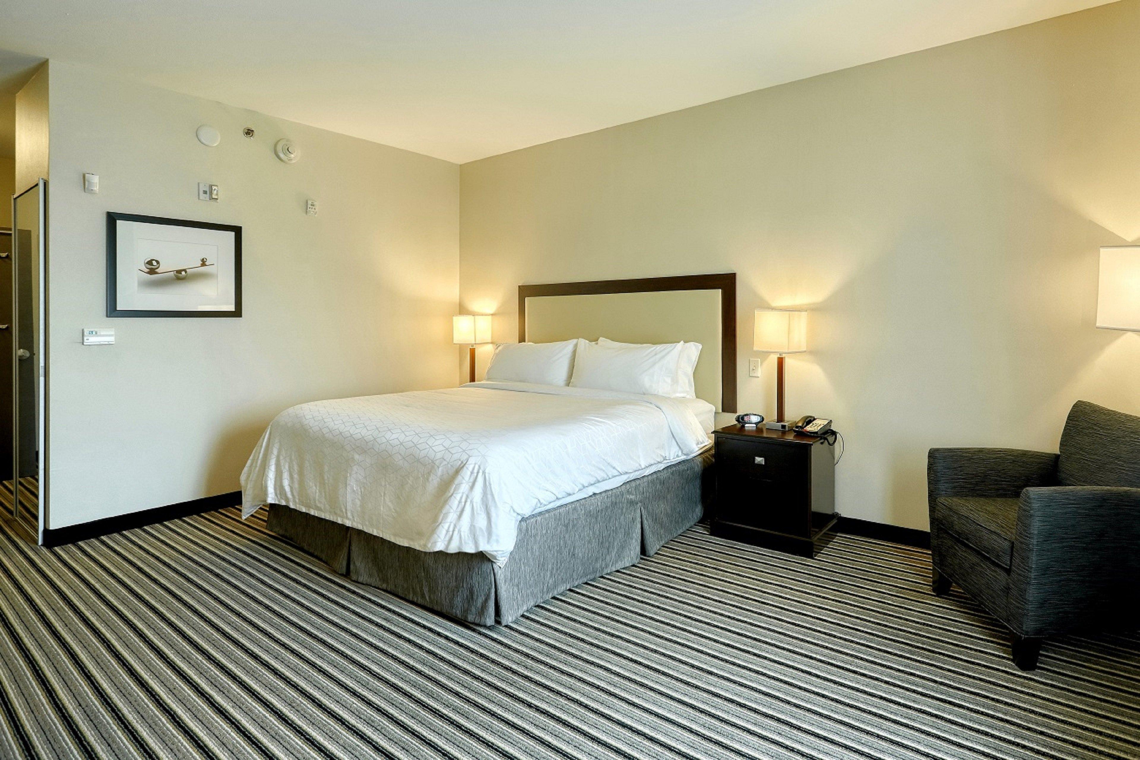 Holiday Inn Express And Suites Batavia By Ihg Esterno foto